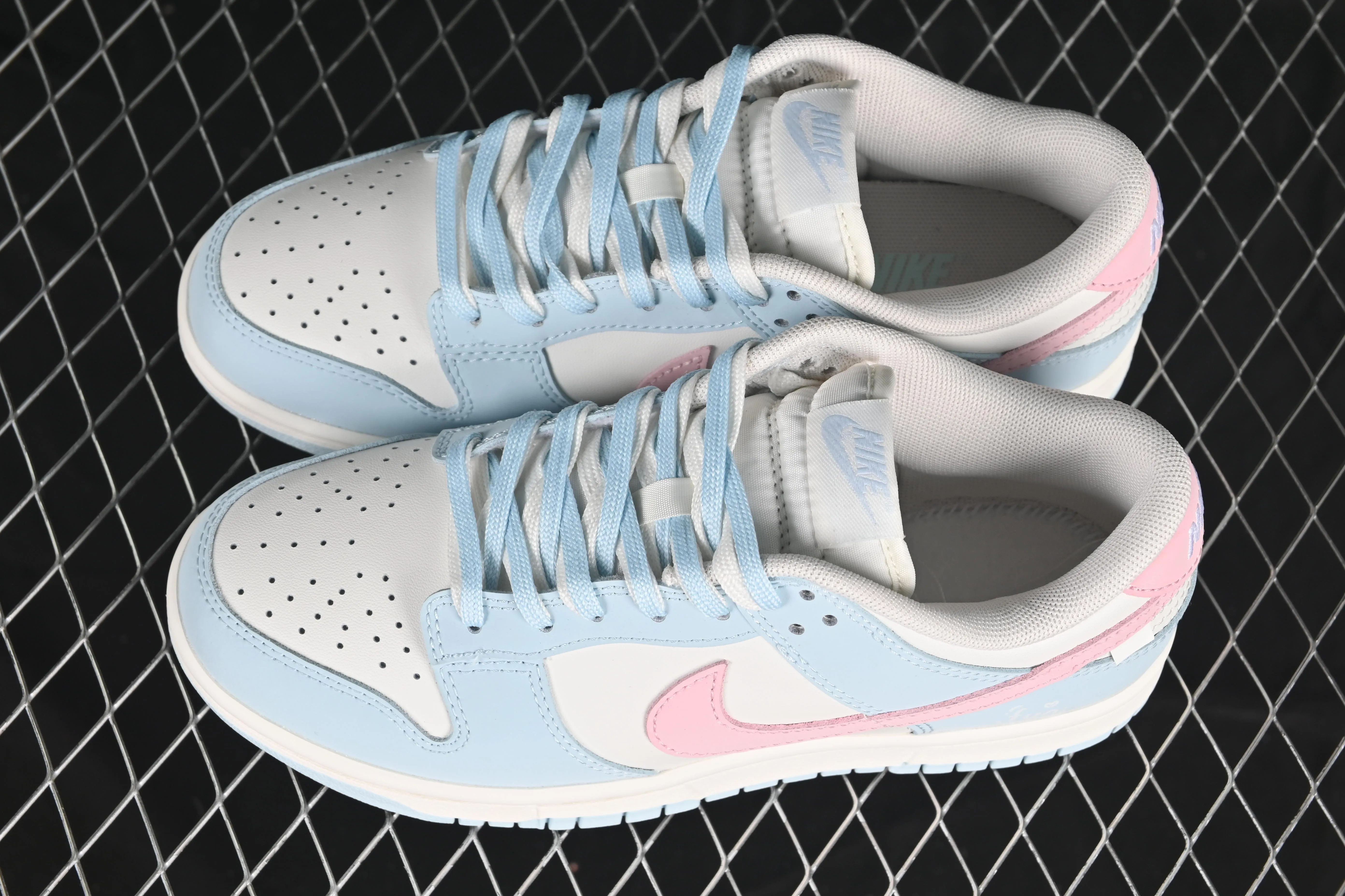 All categories Nk SB Dunk Series Nk SB Dunk Low High-end customized low-top sneakers Nike SB Dunk Low "Just Do It" Anniversary high-end customized low-top casual sneakers BP0508-034